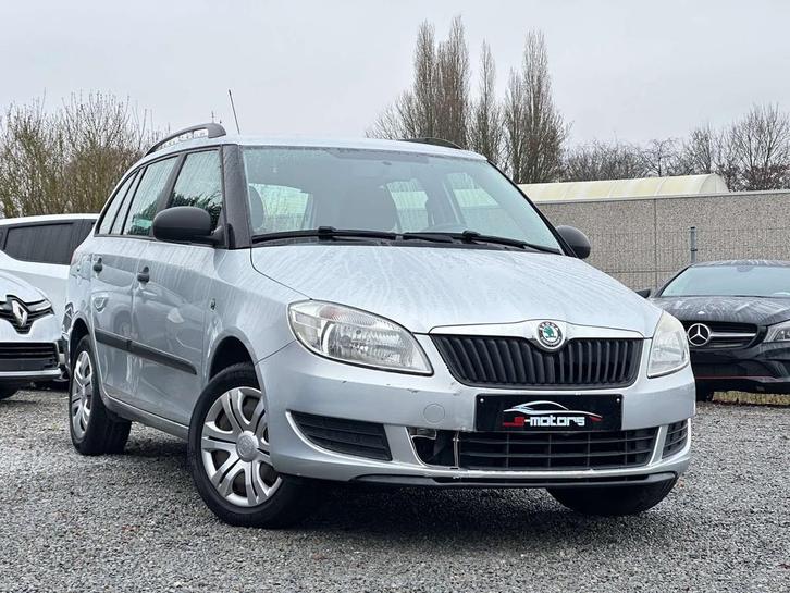 Skoda Fabia • ROULE PARFAITEMENT • (bj 2012), Auto's, Skoda, Bedrijf, Te koop, Fabia, ABS, Airbags, Boordcomputer, Centrale vergrendeling