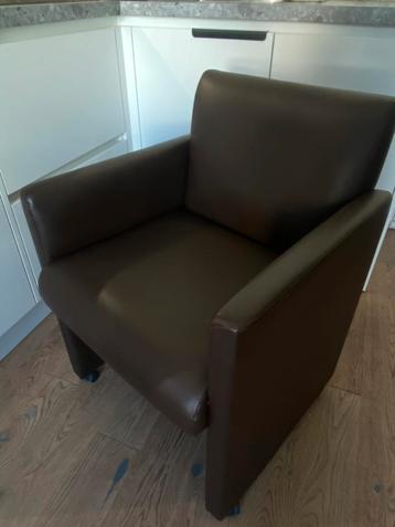 Stoel (1 stuk)  beschikbaar voor biedingen