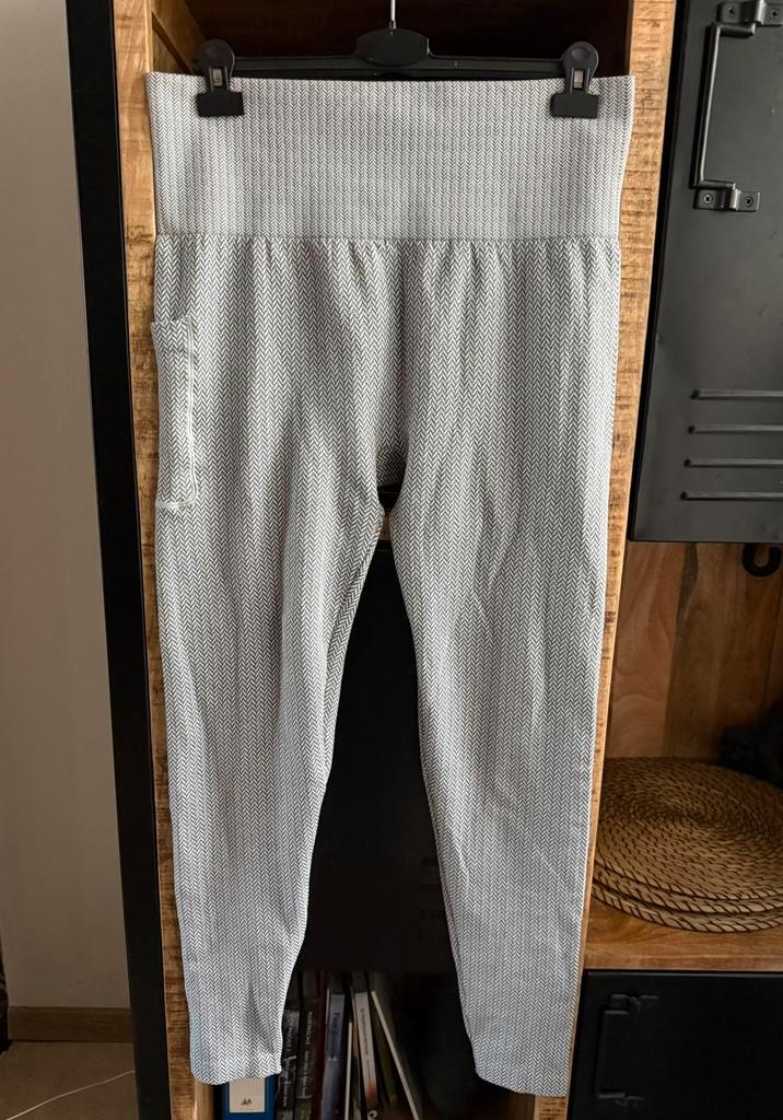 Sport legging van Fitt Wear maat XXL, Kleding | Dames, Sportkleding, Maat 46/48 (XL) of groter, Ophalen of Verzenden