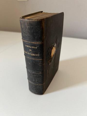 4 vieux livres de prières d'église (missels) de 1869 à 1956