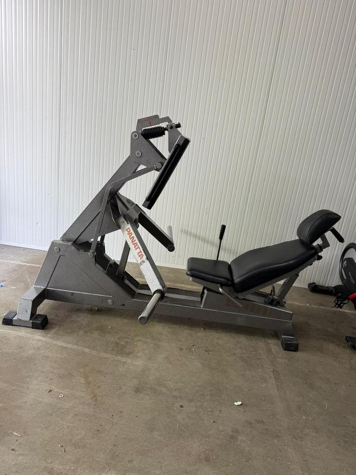 Panatta Fit2000 Squatpress / Beinpresse / legpress, Sport en Fitness, Fitnessmaterialen, Gebruikt, Overige typen, Armen, Benen