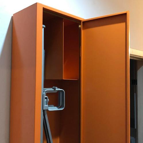 Vintage brancard / draagberrie / veldbed, Huis en Inrichting, Kasten | Lockerkasten, Zo goed als nieuw, Ophalen