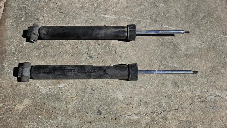 Schokdemper set achterzijde  BMW 4 Serie F32 33536856706 685, Auto-onderdelen, Ophanging en Onderstel, BMW, Nieuw, Ophalen of Verzenden