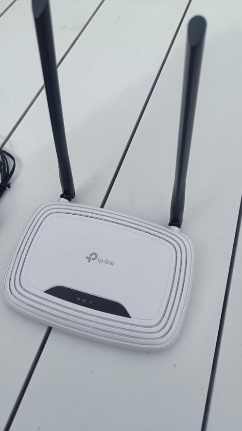 Routeur TP-LINK état neuf, Computers en Software, Routers en Modems, Zo goed als nieuw, Router, Ophalen of Verzenden