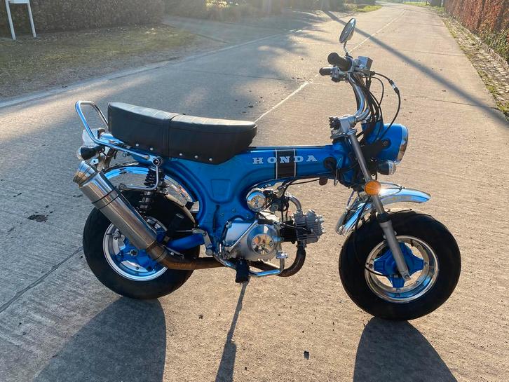 Zenhua dax b klasse, Fietsen en Brommers, Brommers | Overige merken, Zo goed als nieuw, Klasse B (45 km/u), Ophalen