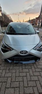 Toyota AYGO Essence 2019/57500 km, Argent ou Gris, Achat, Euro 6, Capteur de stationnement