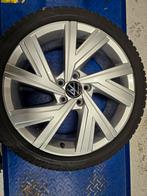Jantes VW Golf 8 Bergamo 18 pouces avec pneus neige, Nieuw, Banden en Velgen, Personenwagen, 225 mm