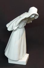1935 remarquable statuette statue porcelaine Paris ROBJ 36cm, Antiquités & Art, Envoi