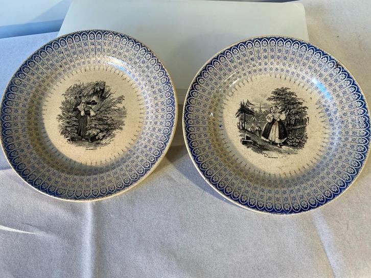 Antieke borden van Boch Frères 2 stucks, Antiek en Kunst, Antiek | Wandborden en Tegels, Ophalen