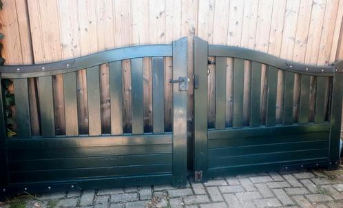 TUINHEK, dubbel, hardhout, verticale spijlen 3,00 meter, Tuin en Terras, Schuttingen, Gebruikt, Hout, 1 tot 2 meter, 3 tot 6 meter