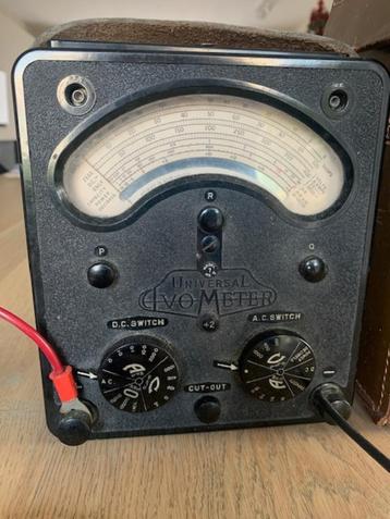 Voltmeter beschikbaar voor biedingen