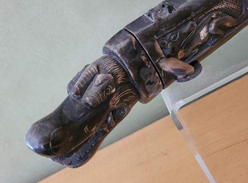 medicijnkoker in buffelhoorn - Sumatra Indonesië, Antiek en Kunst, Antiek | Gereedschap en Instrumenten, Ophalen of Verzenden