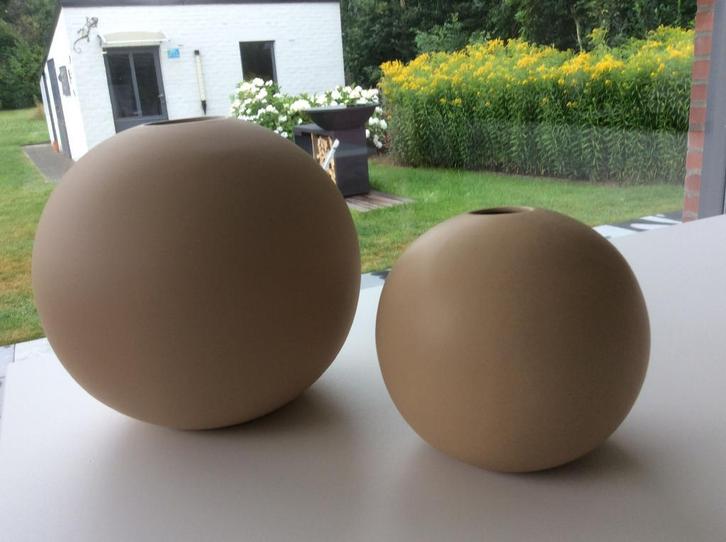 Zeer decoratieve bol - vazen., Huis en Inrichting, Woonaccessoires | Vazen, Zo goed als nieuw, Ophalen of Verzenden