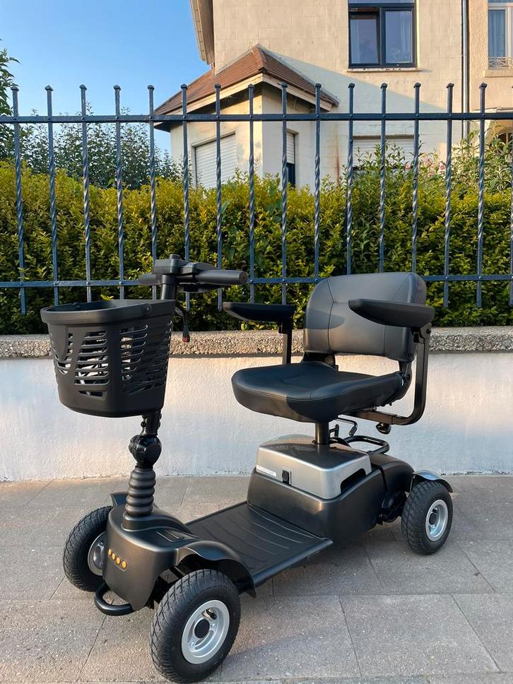 Scootmobiel VIVO afneembare elektrische scooter ( Nieuw ), Diversen, Rolstoelen, Nieuw, Elektrische rolstoel, Inklapbaar, Ophalen of Verzenden