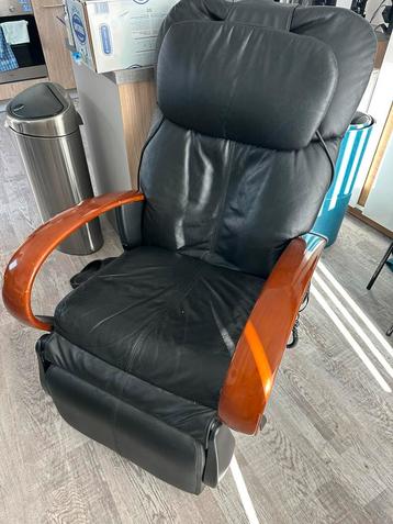 Massagestoel beschikbaar voor biedingen