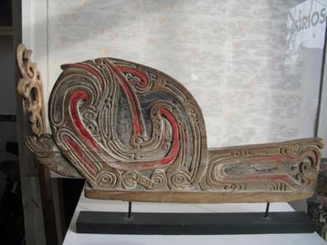 Trobriand canoe splitter Papua Nieuw Guinea, Enlèvement