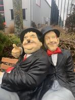 Laurel en Hardy op bankje, Tuin en Terras, Tuinbeelden, Ophalen, Nieuw, Hout, Dierenbeeld