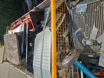 Oude metalen lorenzo  beschikbaar voor biedingen