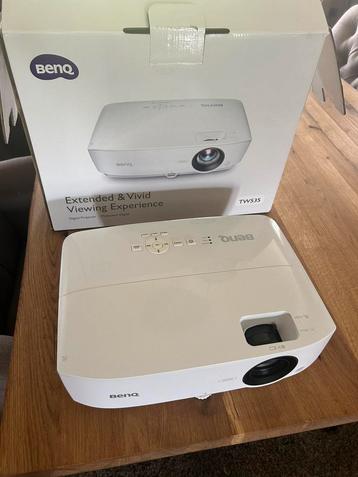BenQ home cinema beamer beschikbaar voor biedingen