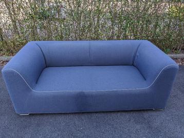 cassina zetel beschikbaar voor biedingen