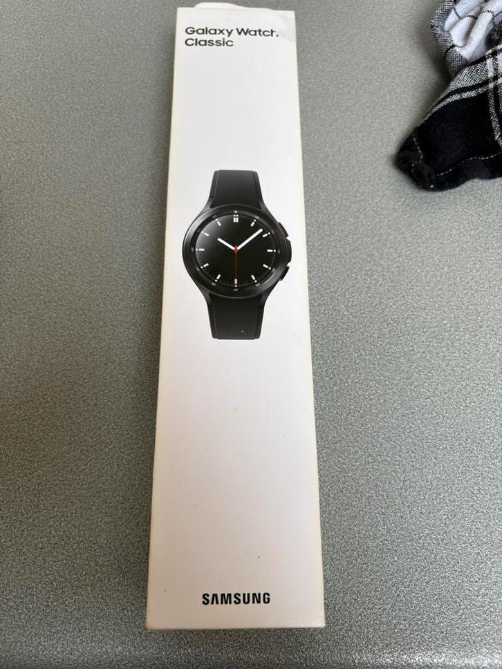 Samsung flip 5 + samsung watch 4, Telecommunicatie, Mobiele telefoons | Samsung, Zo goed als nieuw, Ophalen