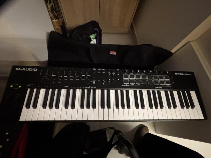 M-Audio Oxygen Pro 61 MIDI Controller, Muziek en Instrumenten, Keyboards, Zo goed als nieuw, 61 toetsen, Overige merken, Aanslaggevoelig