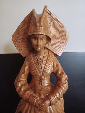 Maria van Bourgondië. Houten eiken handsculptuur 64 cm.1989.