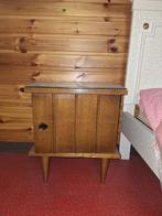 Vintage nachttafeltje, Ophalen, Gebruikt, Minder dan 45 cm, Minder dan 55 cm