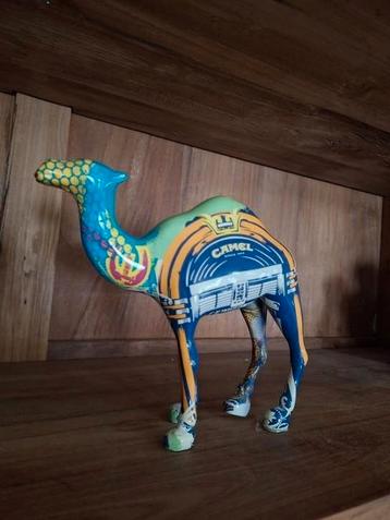 Zeldzaam beeldje Camel (100 Jarig bestaan) zonder opbergdoos beschikbaar voor biedingen