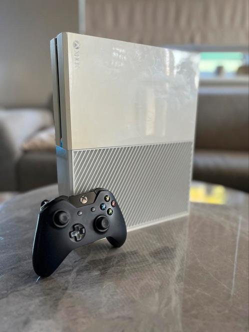 Xbox One, Games en Spelcomputers, Spelcomputers | Xbox One, Zo goed als nieuw, Xbox One, 500 GB, Ophalen