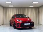 Toyota Yaris GR Karmina rood - 12 Maand Garantie, Auto's, Te koop, Alcantara, Stadsauto, Benzine