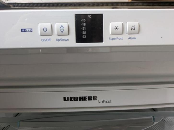 kast diepvries liebherr 8 schuiven, Elektronische apparatuur, Vriezers en Diepvrieskisten, Zo goed als nieuw, Vrijstaand, Vrieskast