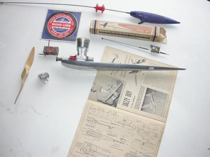 Vintage KIT vliegtuig speed control line rondvlucht, Hobby en Vrije tijd, Modelbouw | Radiografisch | Vliegtuigen, Nieuw, Nitro