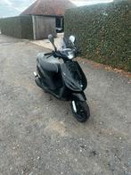 Piaggio zip 2t 70 b klasse, Fietsen en Brommers, Scooters | Piaggio, Ophalen of Verzenden, Zo goed als nieuw, Zip