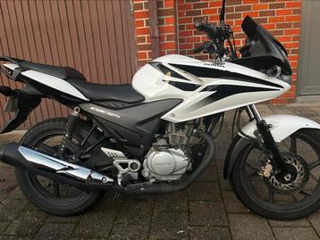 Honda CBF125 2011 moto  beschikbaar voor biedingen