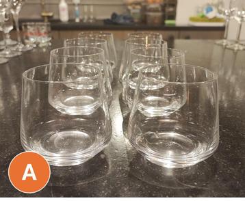 Verschillende type drinkglazen (zie beschrijving) beschikbaar voor biedingen