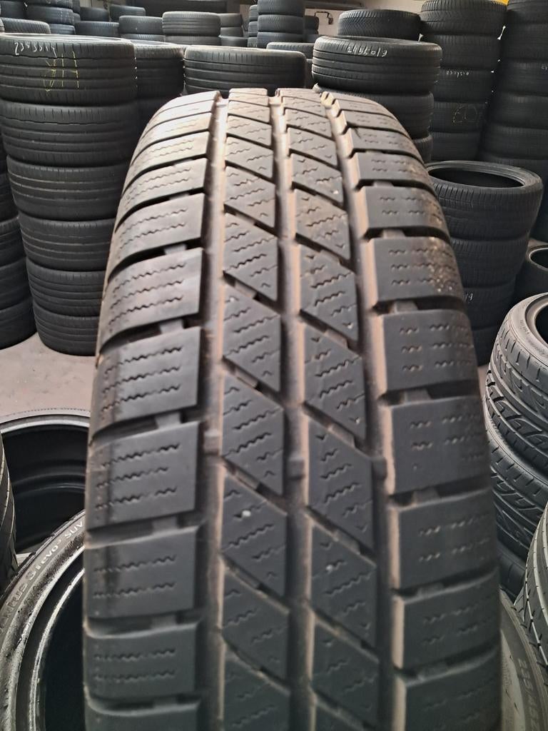 205r16C 205 r16C 205/r16C Continental avec montage et equili, Autos : Pièces & Accessoires, Autres pièces automobiles