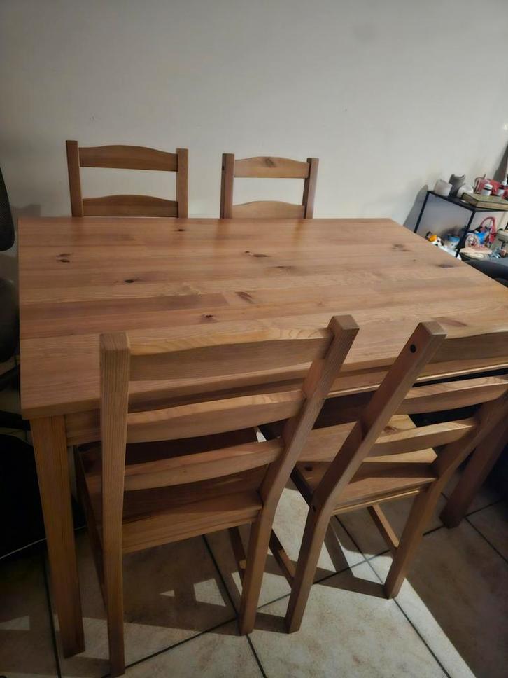 *Table + chaises bois & Lit 160x200 + Matelas Wave — Lot com, Antiquités & Art, Antiquités | Meubles | Chaises & Canapés