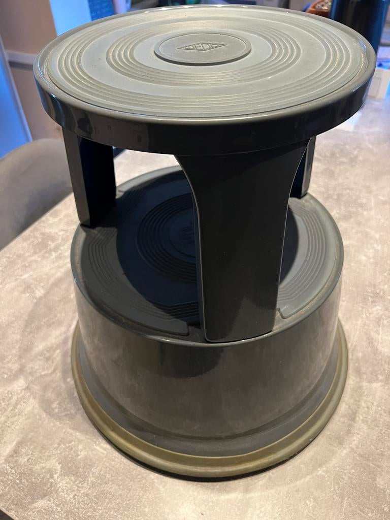 Rolkruk, Opstapkruk, Olifantenpoot - Stalen Kruk, Ophalen, Zo goed als nieuw