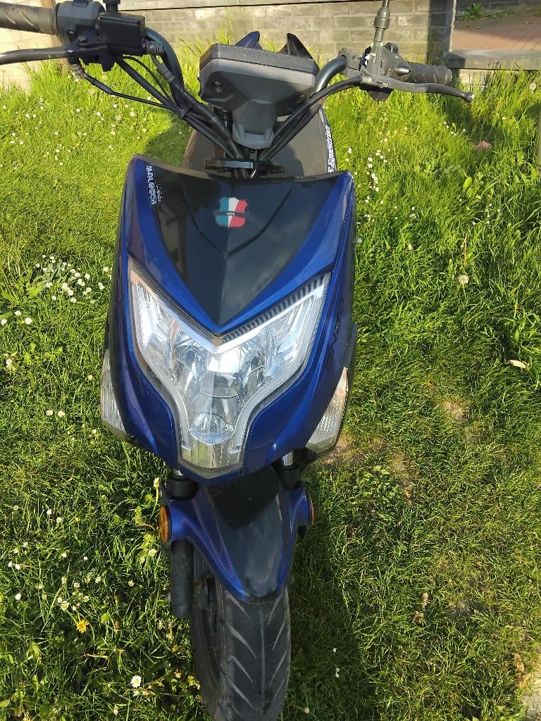 Scooter A klasse, Vélos & Vélomoteurs, Vélomoteurs & Scooters bridés, Enlèvement, Utilisé, Essence, Autres marques