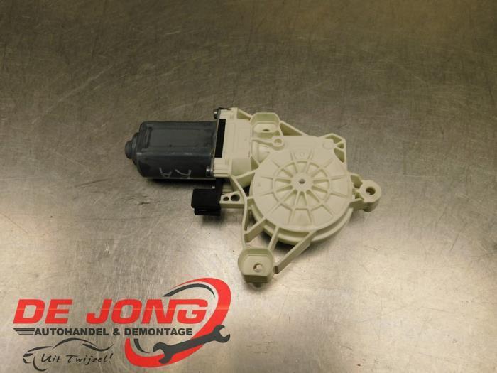 Moteur de vitre portière d'un Mercedes CLA, Autos : Pièces & Accessoires, Carrosserie & Tôlerie, Mercedes-Benz, Utilisé, 3 mois de garantie