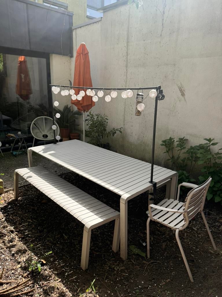 Tuinset vondel met zitbanken en stoelen, Ophalen, Gebruikt, Eettafel, Meer dan 8 zitplaatsen