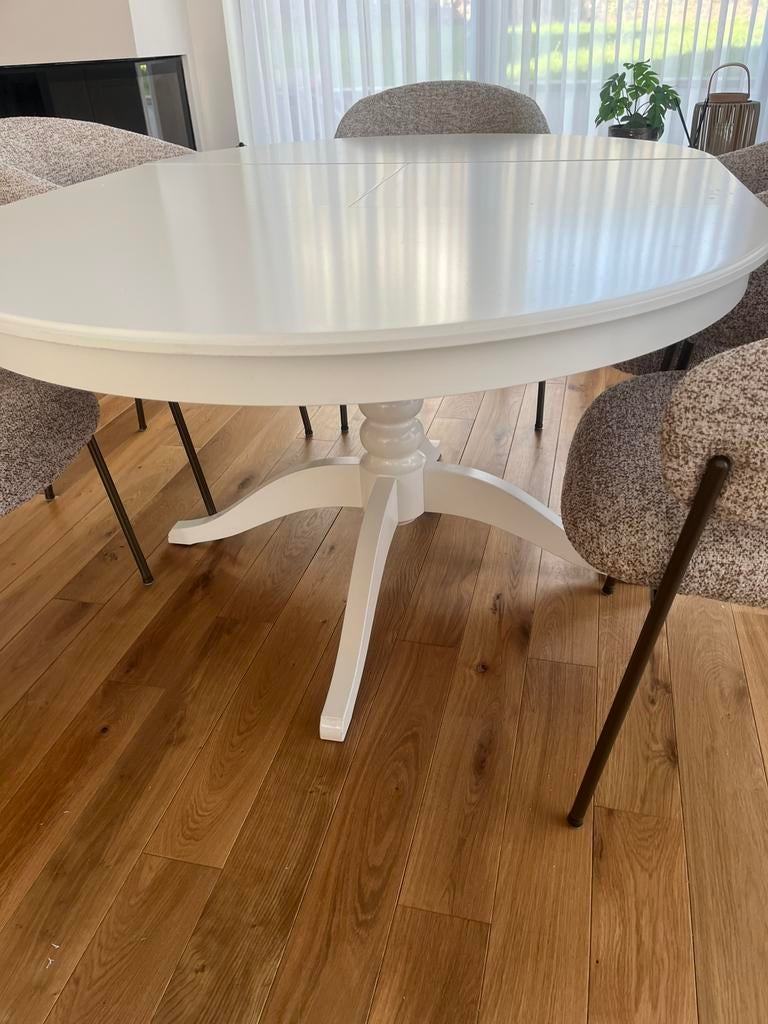 Table salle a manger blanche (ovale), Enlèvement, Utilisé, Ovale
