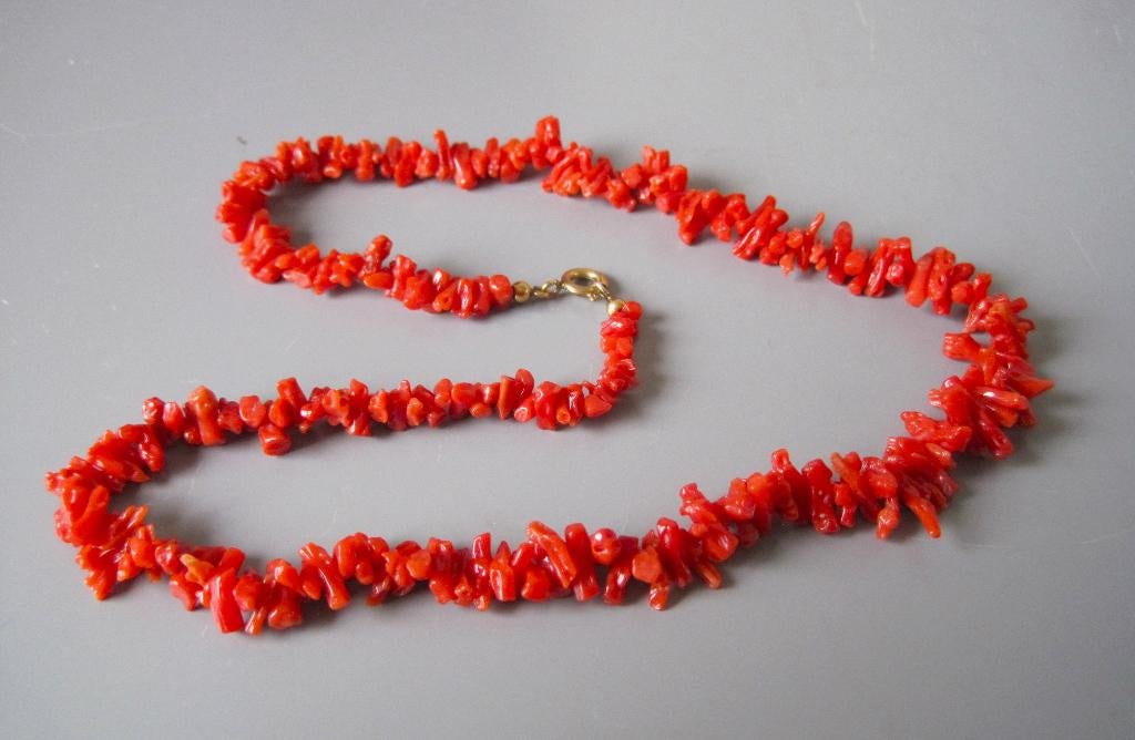 Vintage bloedkoraal ketting, Ophalen of Verzenden, Gebruikt