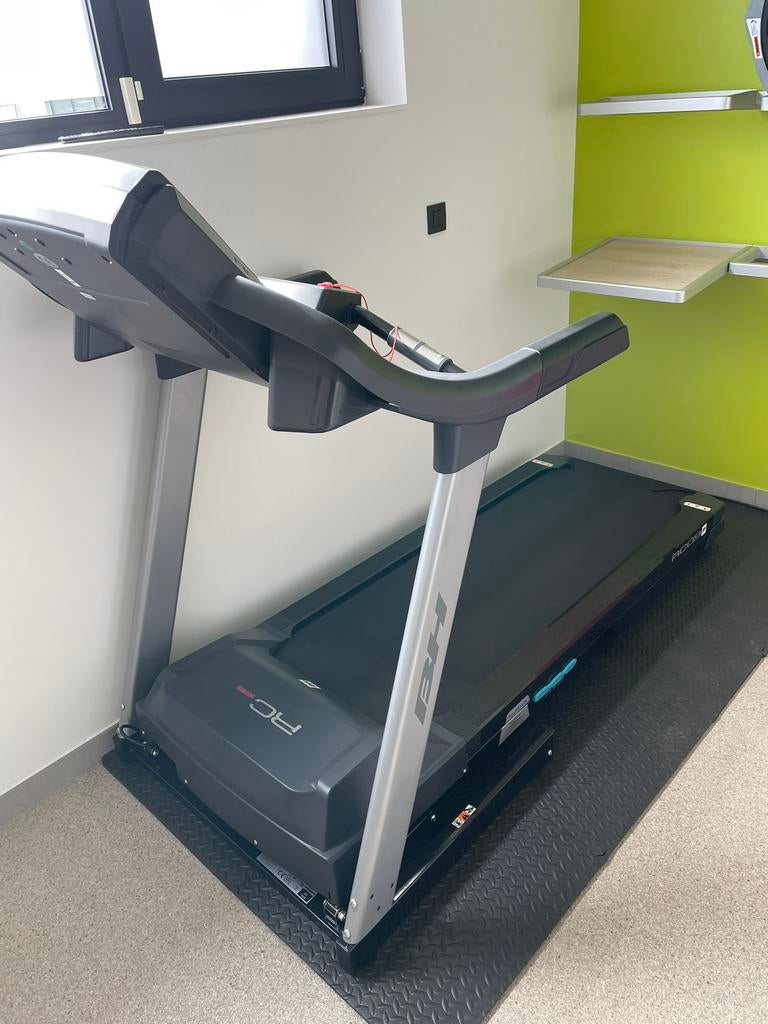 Professionele loopband, Ophalen, Zo goed als nieuw