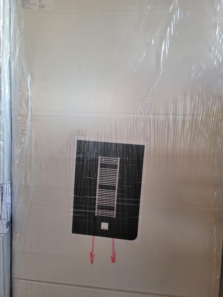 Radiateur sèche-serviette NEUF 1820X750 BUDERUS, Doe-het-zelf en Bouw, Verwarming en Radiatoren, Ophalen, Nieuw, Radiator