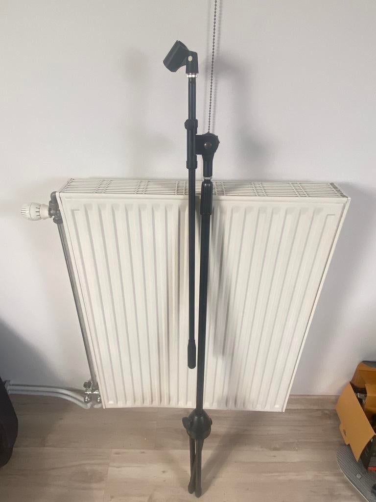 Pied de micro, Enlèvement, Comme neuf, Pied