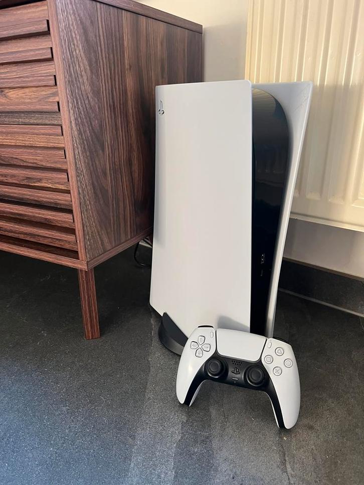 PS5 + 1 manette, Games en Spelcomputers, Spelcomputers | Sony PlayStation 5, Playstation 5, Ophalen