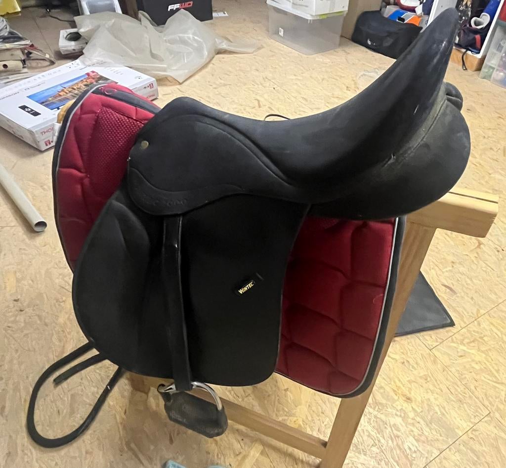 Zadel in heel goede staat - wintec, Dieren en Toebehoren, Ophalen, Zo goed als nieuw