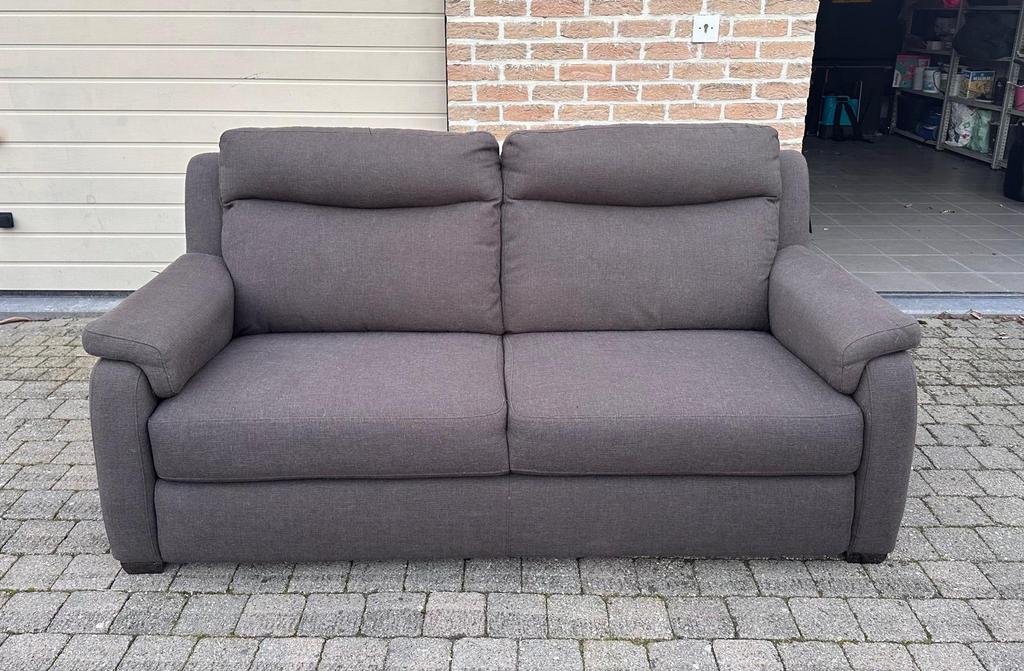 Zetel, Ophalen, Zo goed als nieuw